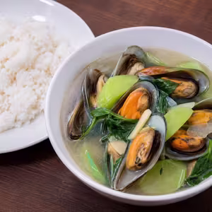 Tinolang Tahong with Rice